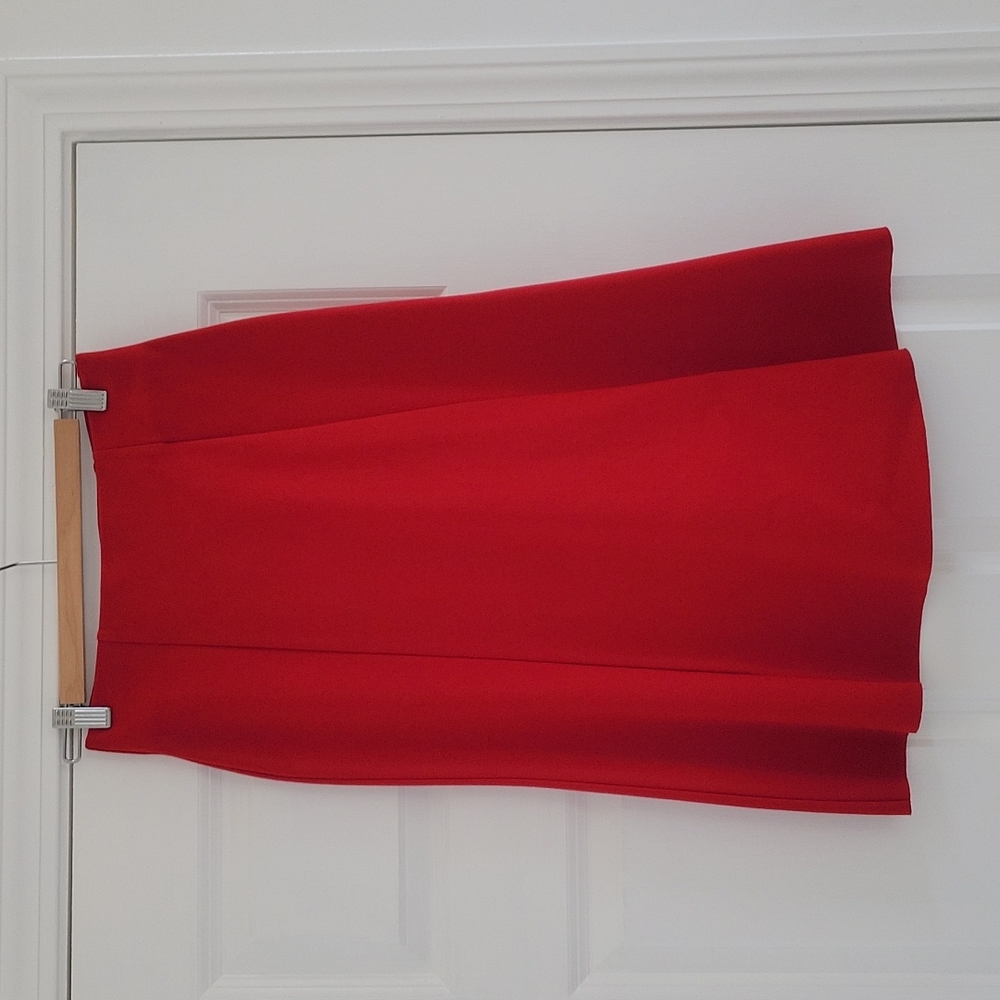 Windsor London Red skirt